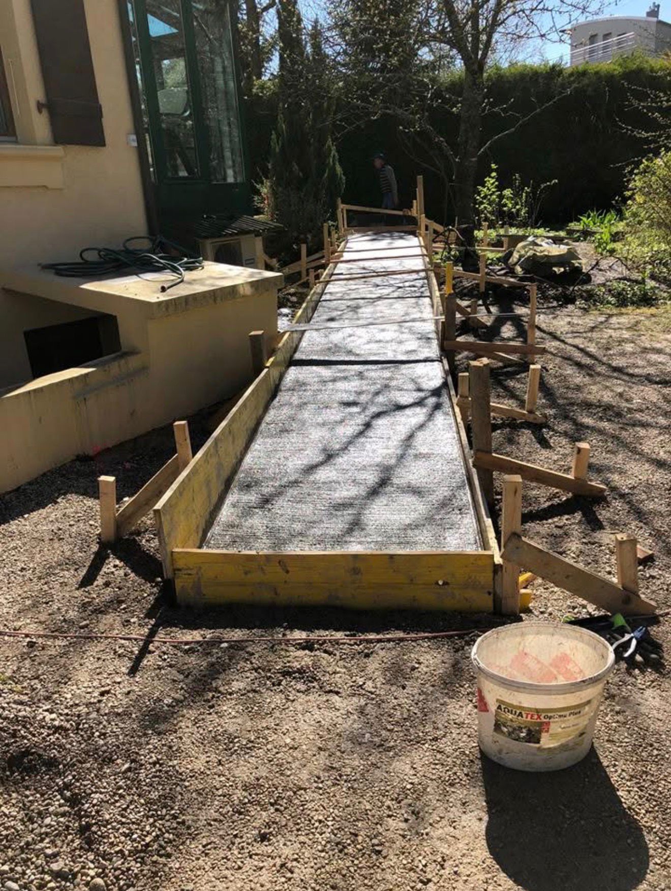 Aménagements extérieurs en chantier